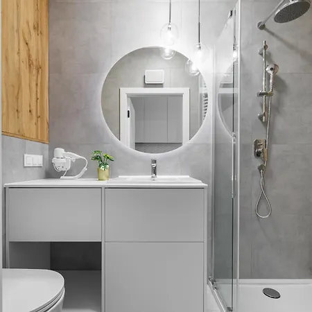 Break Zurawie Ii アパートホテル 4*