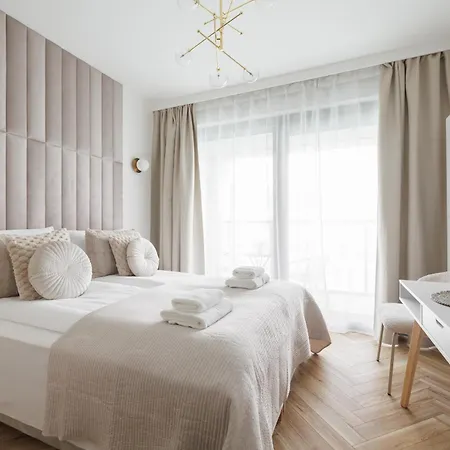 Break Zurawie Ii Apartmanhotel 4*