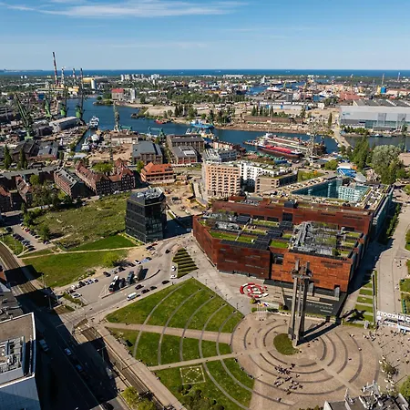 Break Zurawie Ii * Gdańsk