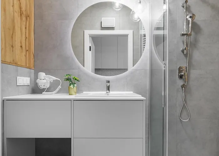 Break Zurawie Ii 公寓式酒店 4*