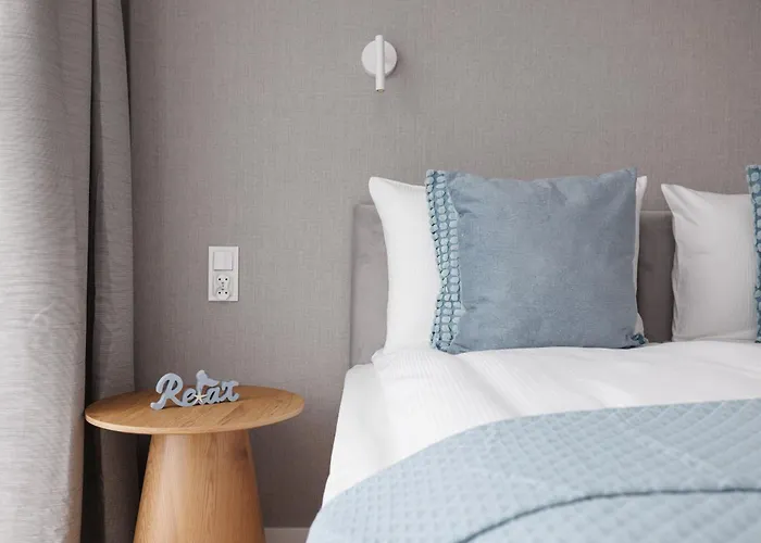 Break Zurawie Ii 公寓式酒店 4*